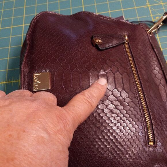 NWT Kooba Leather Crossbody Adjustable strap bag Cottagecore Granny Chic  - Picture 3 of 8